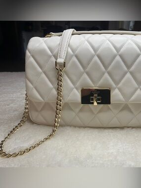 Kate Spade Carey Medium Flap Quilted Cream Shoulder Bag with Gold Chain